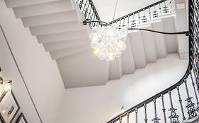 Rowntree One - Stunning Apartment- Grade II Listed