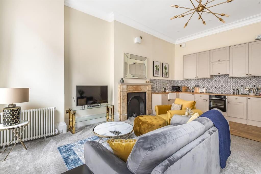 Rowntree One - Stunning Apartment- Grade II Listed York Exterior photo